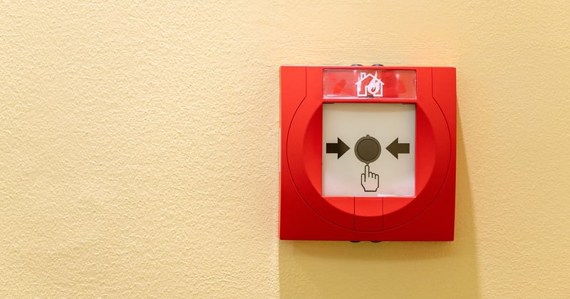 Prévention incendie dans un open space : les bonnes pratiques pour protéger votre équipe